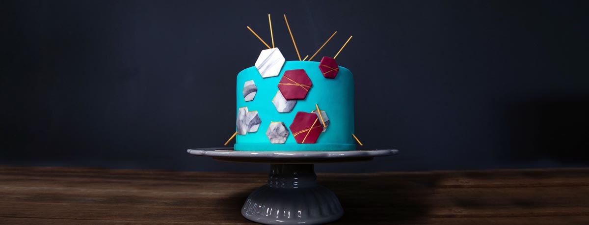 modern gestaltete Fondanttorte