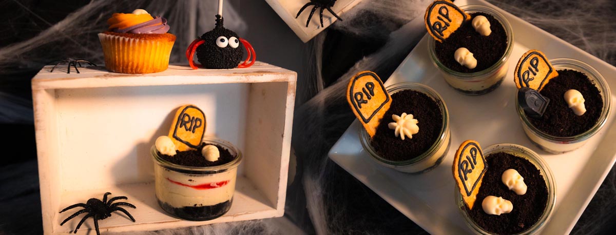Schichtdessert in Halloweenoptik