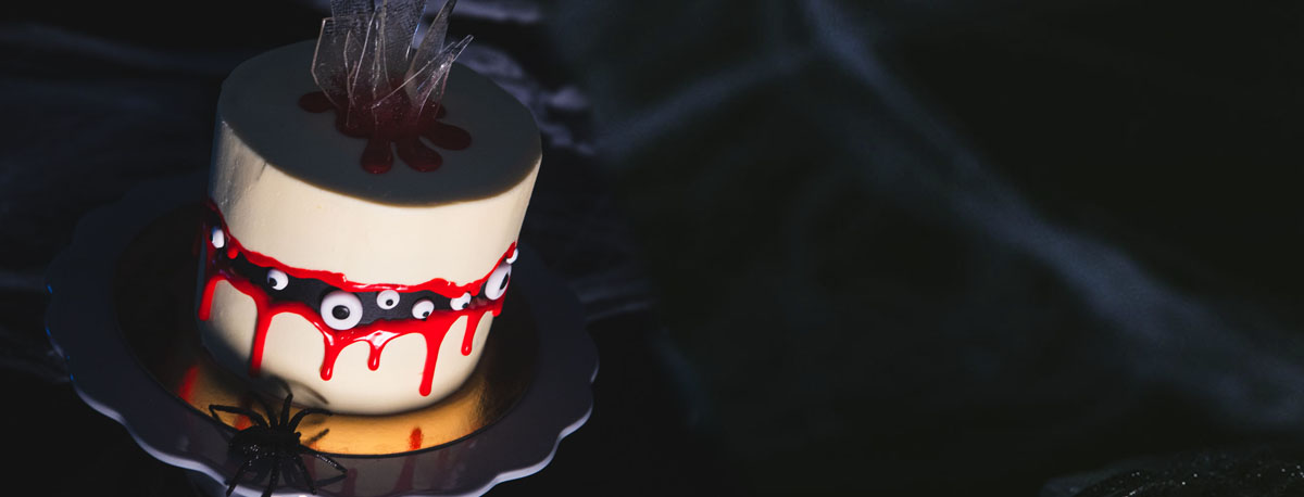 Halloween Faultline Cake Details